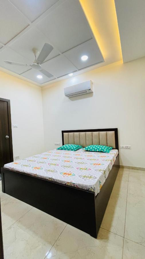 Luxurious 3 Bhk Villa In Bhuj - Shivani Homestay Exterior photo